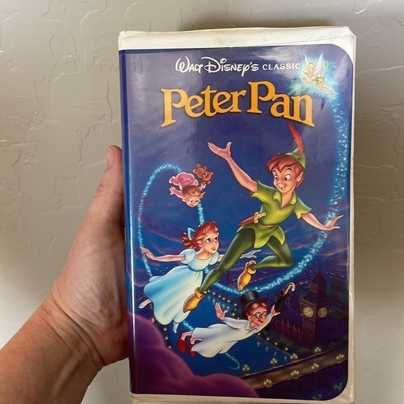 Disney The Classics Peter Pan VHS Tape Vintage Collectable. - Picture 10 of 10